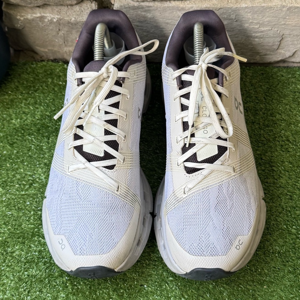 On Cloud Running Cloudgo Women’s Sneakers - Picture 3 of 9